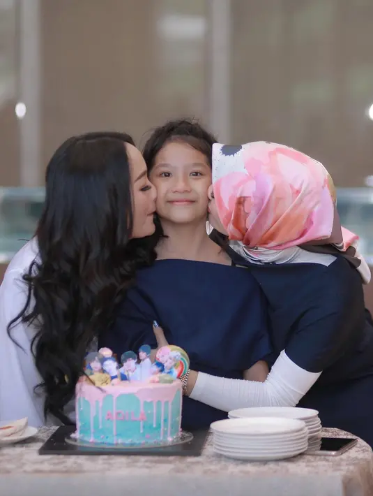 Zaskia Gotik dan Imel Putri Cahyati (Instagram/imelpc)