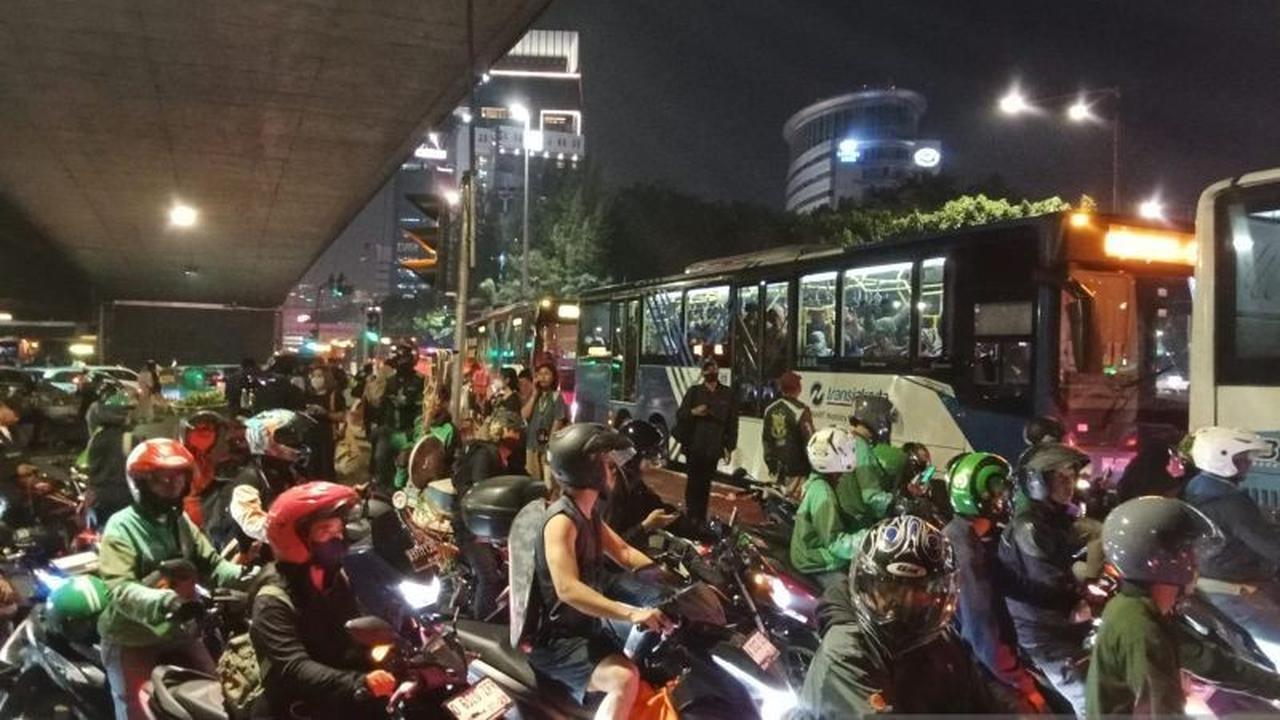 Gila! Tempuh 3 KM Butuh 1,5 Jam Akibat Kemacetan Jakarta, Mirip Macet Lebaran