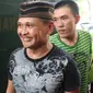 Abdul Azis atau Daeng Azis saat tiba di Pengadilan Negeri Jakarta Utara, Rabu (18/5). Daeng Azis menjadi terdakwa pada kasus pencurian listrik (Liputan6.com/Herman Zakharia)