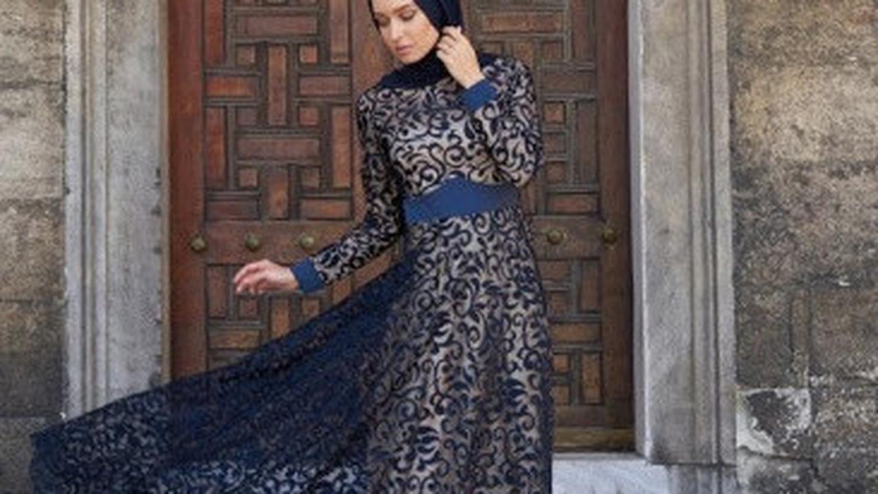 Ilustrasi model gamis brokat ( freestockcenter/freepik)
