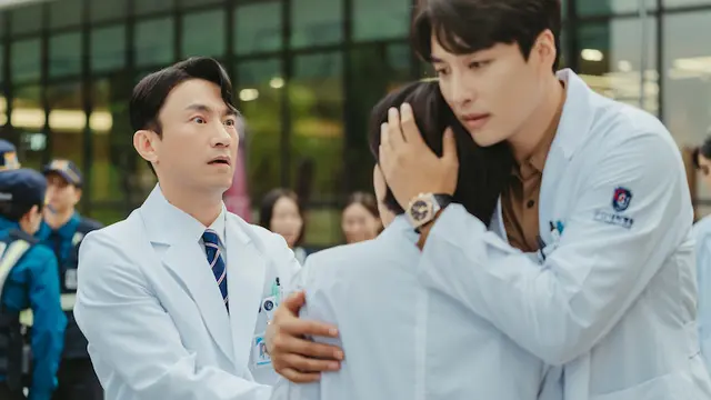 Momen menggelitik di serial Doctor Cha. (Foto: Netflix)