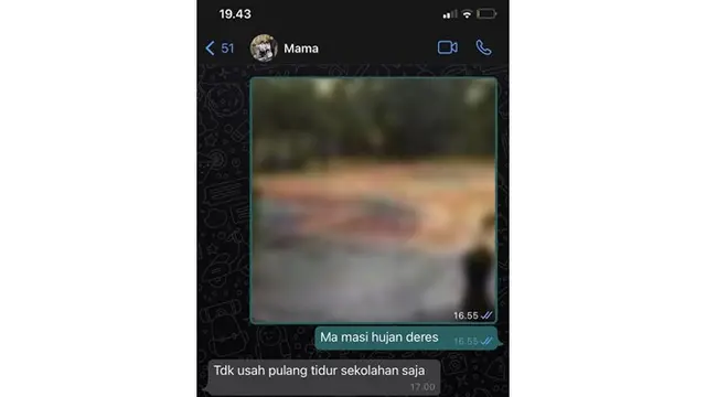 6 Chat Ibu Suruh Pulang Anak Ini Bikin Geregetan