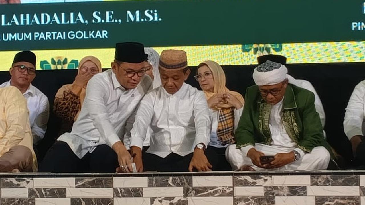 Beri Semangat Santri di Ponpes Ciamis, Bahlil Cerita Tidak Pernah Mimpi Jadi Pejabat