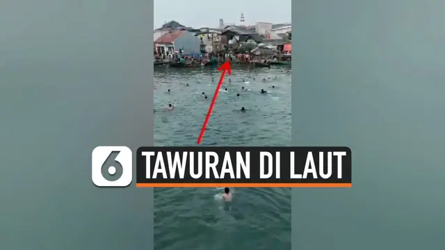 VIDEO: Viral, Aksi Tawuran Pemuda di Laut Jakarta