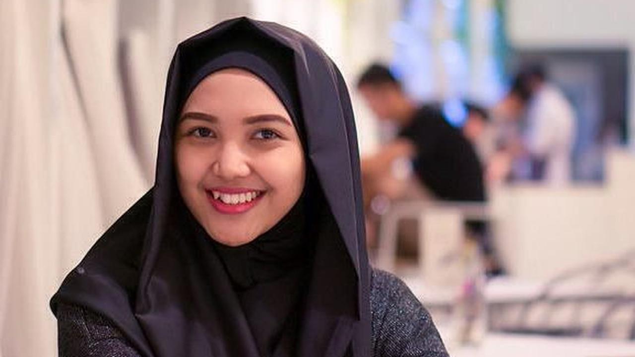 Tampil Praktis dan Stylish dengan Hijab Hoodie