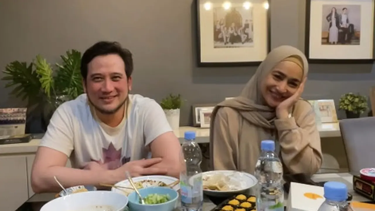 Potret Ruang Makan di Rumah Tengku Firmansyah dan Cindy Fatika Sari