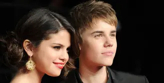 Banyak orang yang tak suka ketika Selena Gomez memutuskan untuk kembali ke pelukan Justin Bieber. (Elite Daily)