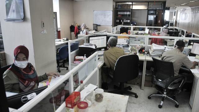 Hari Pertama Kerja di Kantor saat PSBB Transisi
