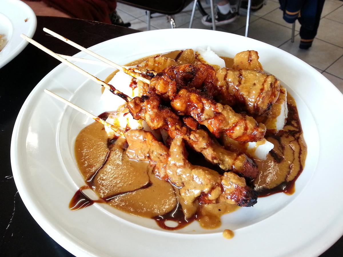 Nutrisi dalam Sate Ayam