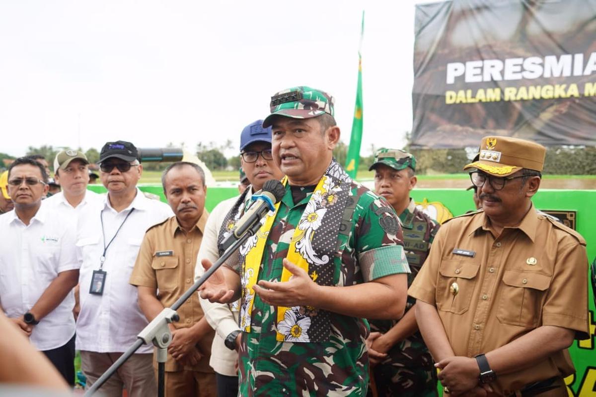 Kasad dan Wamentan Resmikan Sarana Pengairan Ribuan Hektare Sawah di Sukabumi