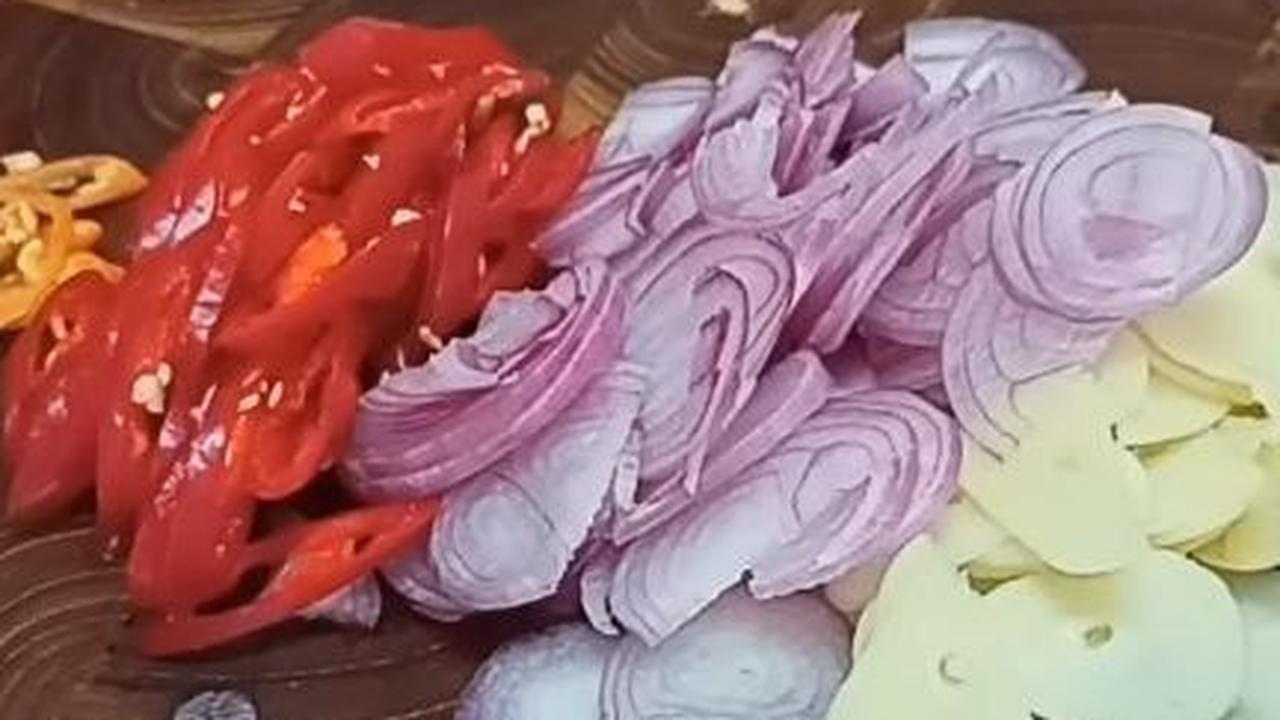 Iris Kecil-kecil Bumbu Dapur