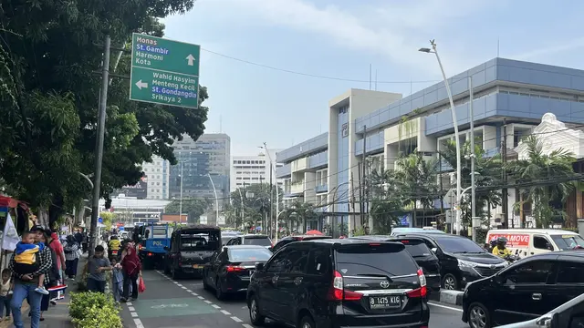 Lalu Lintas Sekitar Monas usai HUT TNI Macet