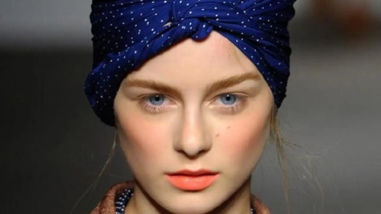 Makeup Ini Nggak Bikin Kamu Kelihatan 'Too Much', Patut Dicoba!
