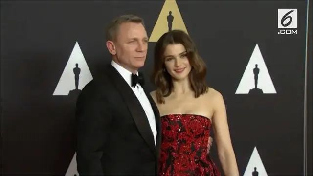 Kabar bahagia datang dari pasangan seleb Hollywood, Daniel Craig dan Rachel Weisz. Pemeran James Bond itu baru saja dikaruniai seorang bayi perempuan, buah cintanya dengan sang aktris cantik.