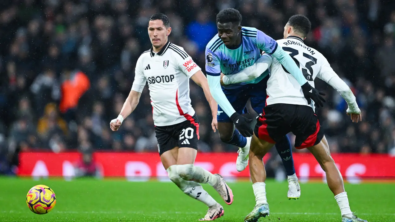 Foto: Ketatnya Lini Pertahanan Fulham yang Membuat Arsenal Frustrasi