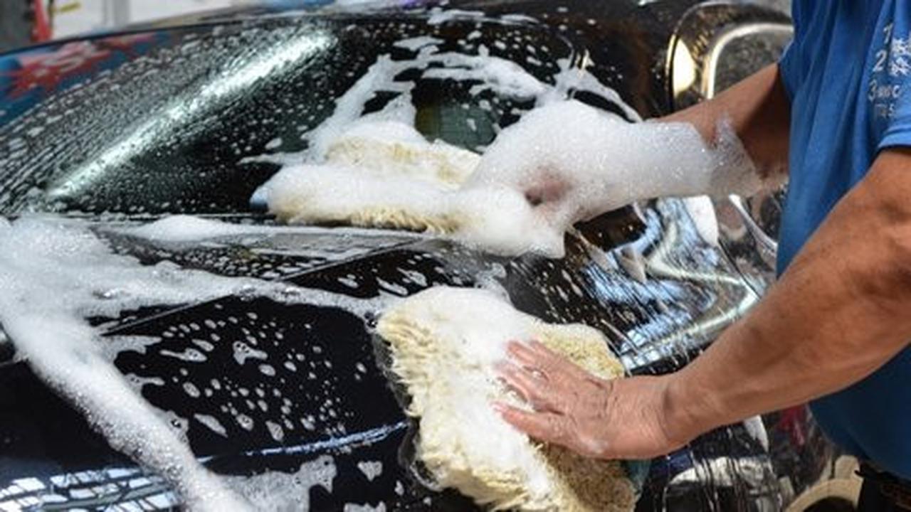 5 Kesalahan yang sering dilakukan saat mencuci mobil!