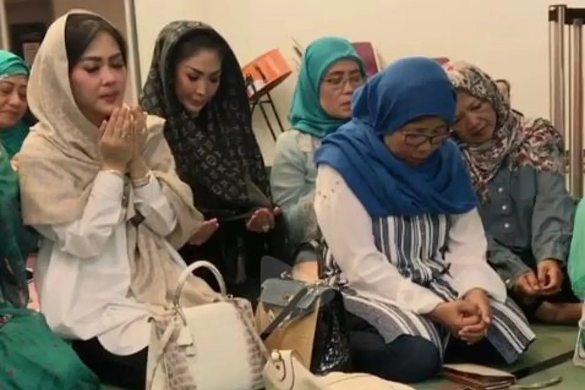 [Bintang] Syahrini