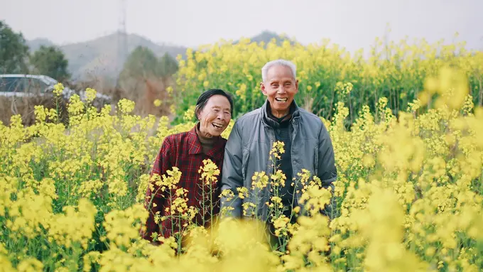Ilustrasi orang tua, lansia, ayah ibu, kakek nenek