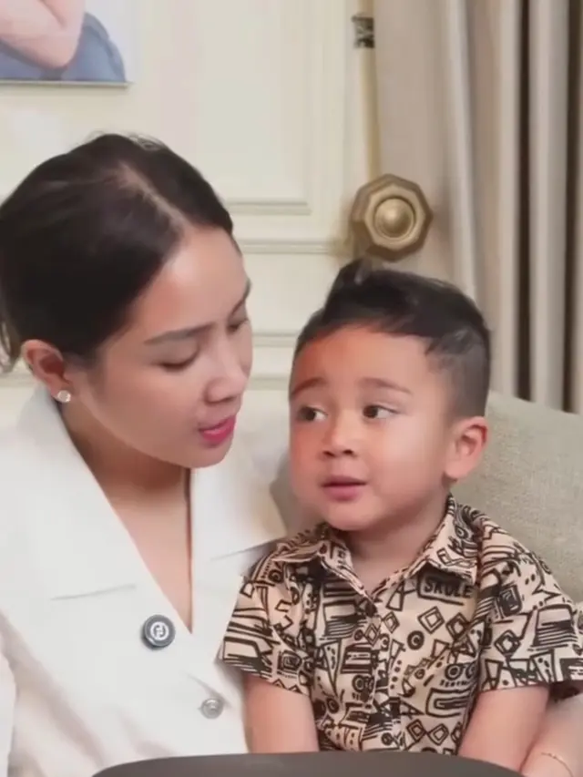 Rayyanza dan Nagita Slavina
