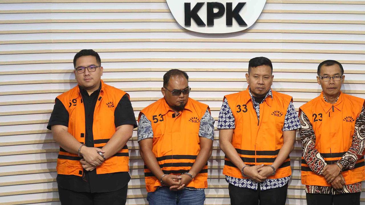 FOTO:  Kasus Korupsi Dana Hibah APBD Jatim, KPK Resmi Jerat 4 Tersangka