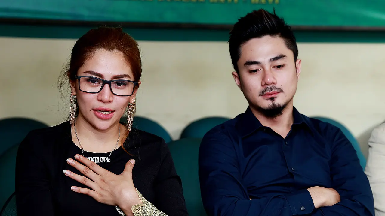 Cinta Penelope dan Donny Hermawan 