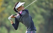 Aksi pegolf cantik di kejuaraan LPGA KEB Hana Bank
