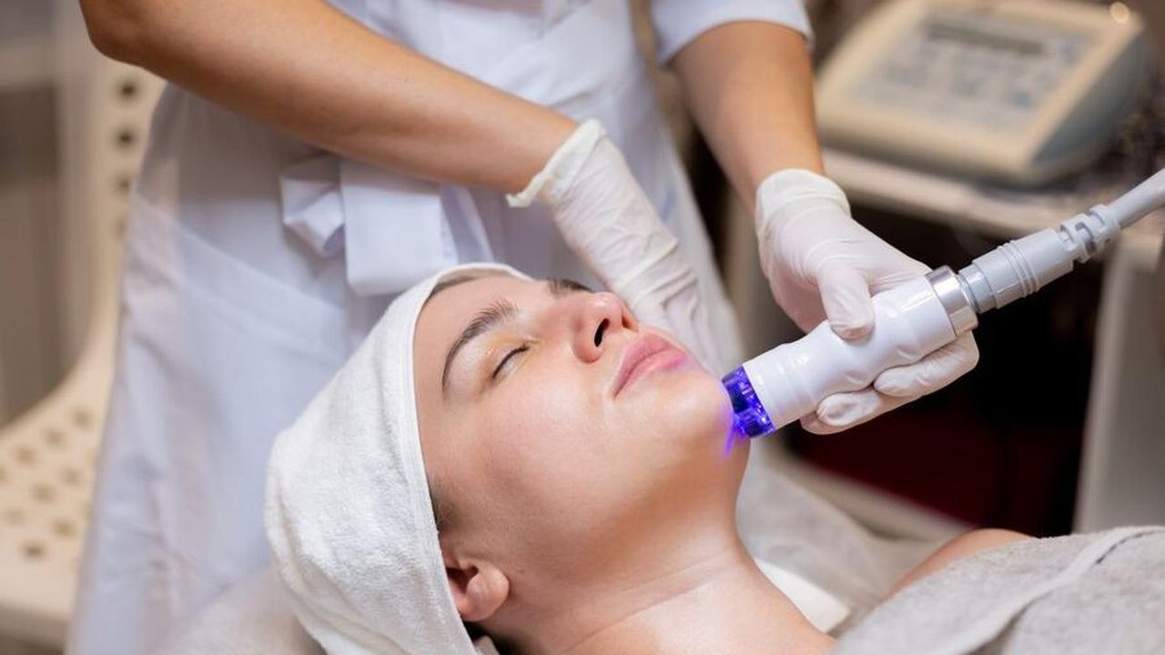 5. Perawatan Laser