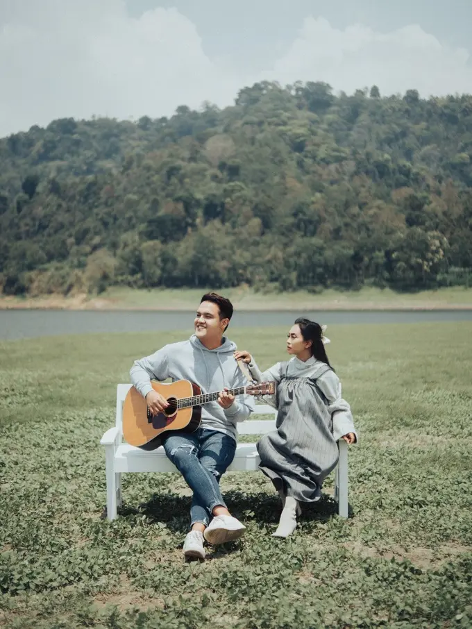 Aviwkila merupakan duo yang beranggotakan Thana Ajeng Purishita dan Uki Diqie Sulaiman (ist)