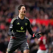 Kiper Manchester United Senne Lammens bereaksi dalam laga Liga Inggris antara Manchester United dan Sunderland di Old Trafford, 4 Oktober 2025. (AP Photo/Dave Thompson)