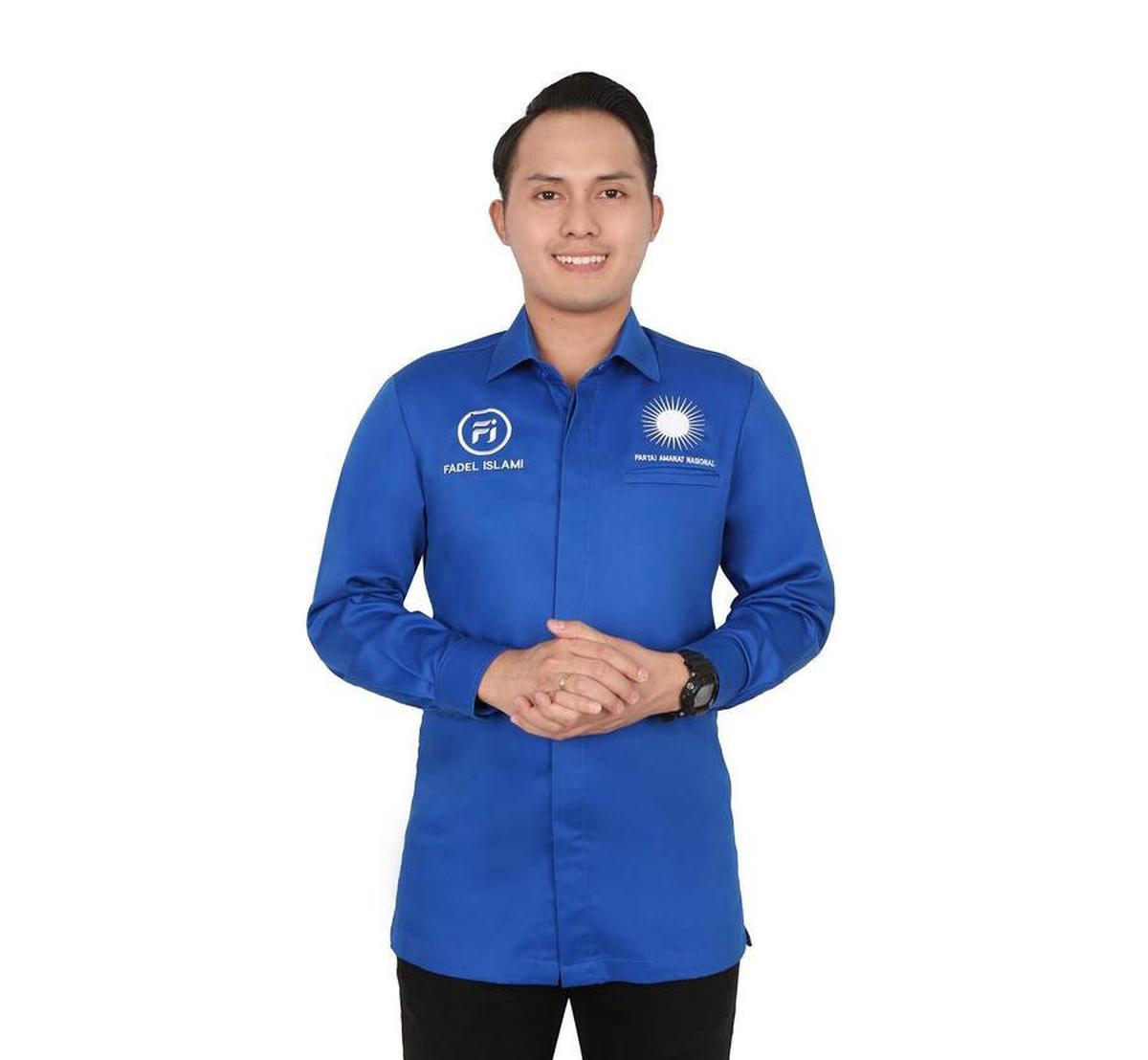 Kabar keberhasilan Fadel disampaikan oleh PAN dan Muzdalifah dengan bangga.