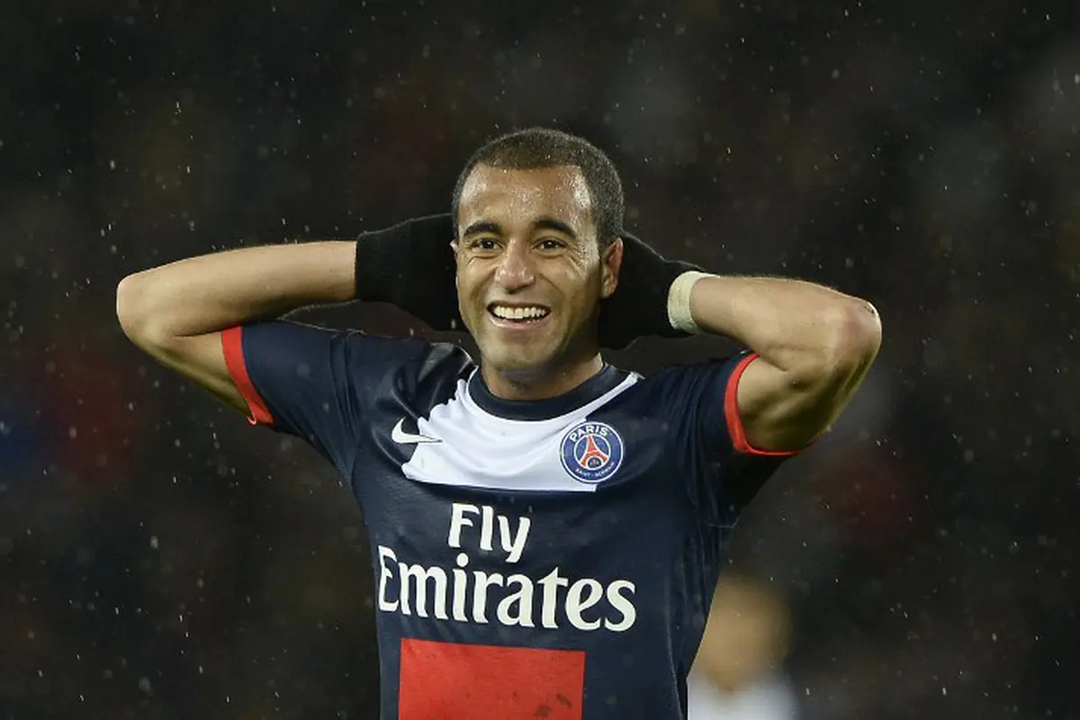 Lucas Moura Rayu Oscar untuk Gabung dengan PSG