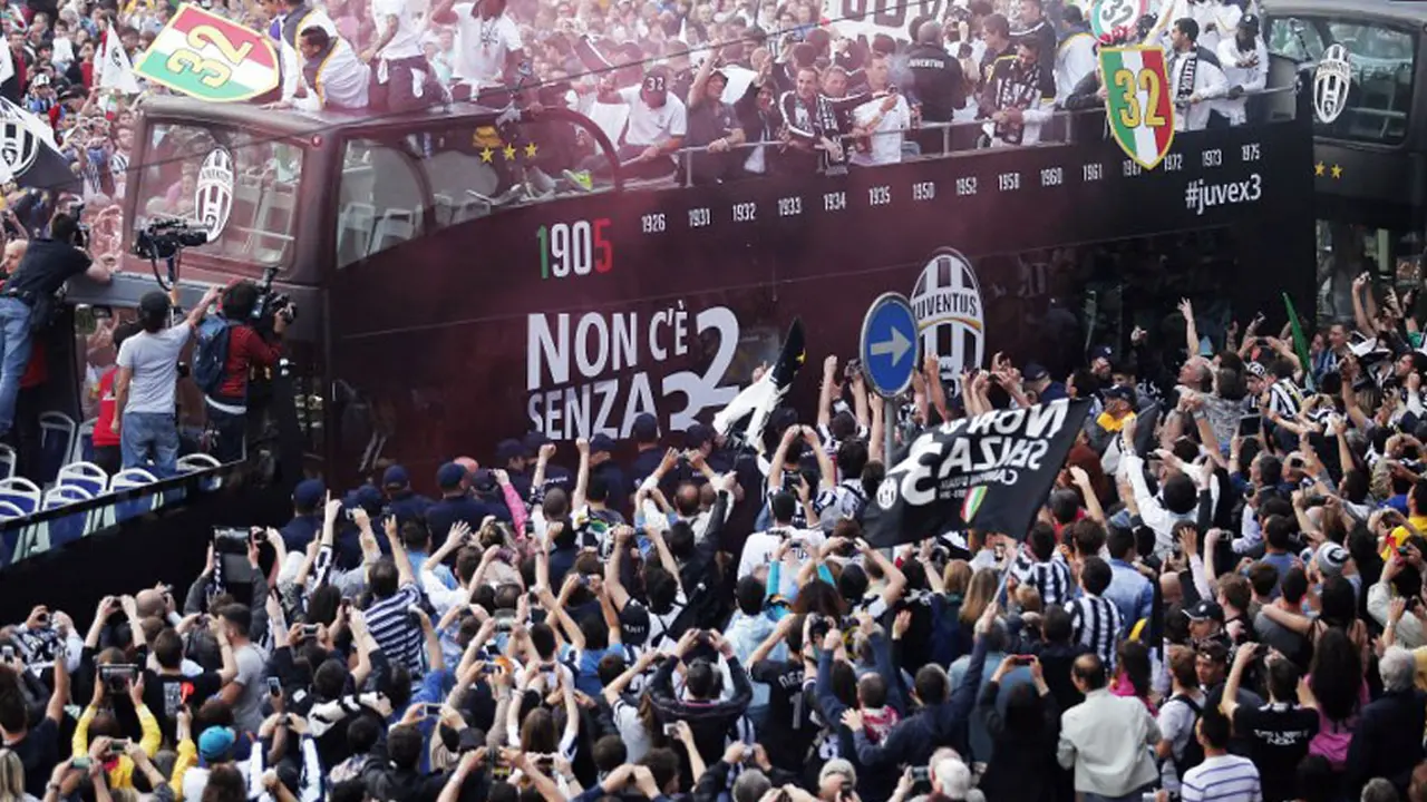 "La Vecchia Signora" Rayakan Scudetto di Piazza Castello
