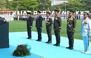 Djamari hingga Sjafrie Dapat Bintang Mahaputra dari Prabowo