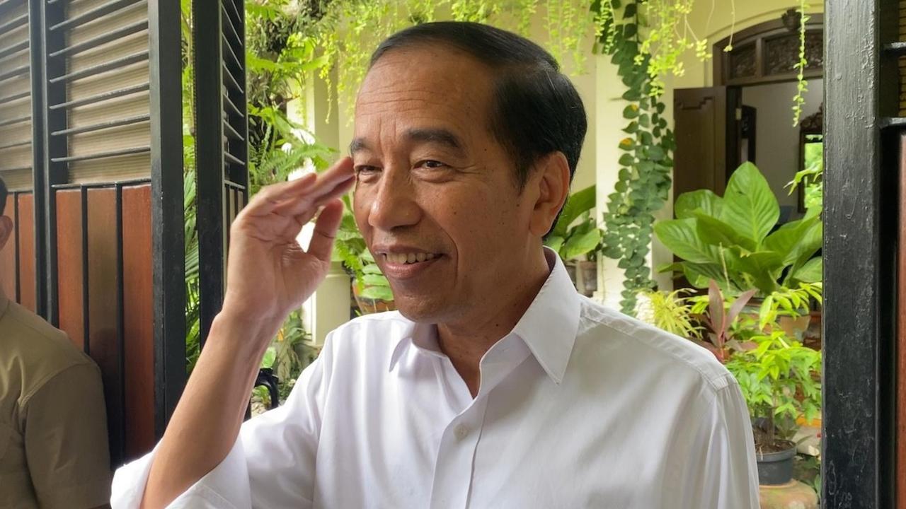 Jokowi Benarkan Anwar Sakit: Kecapekan, Mau Mantu