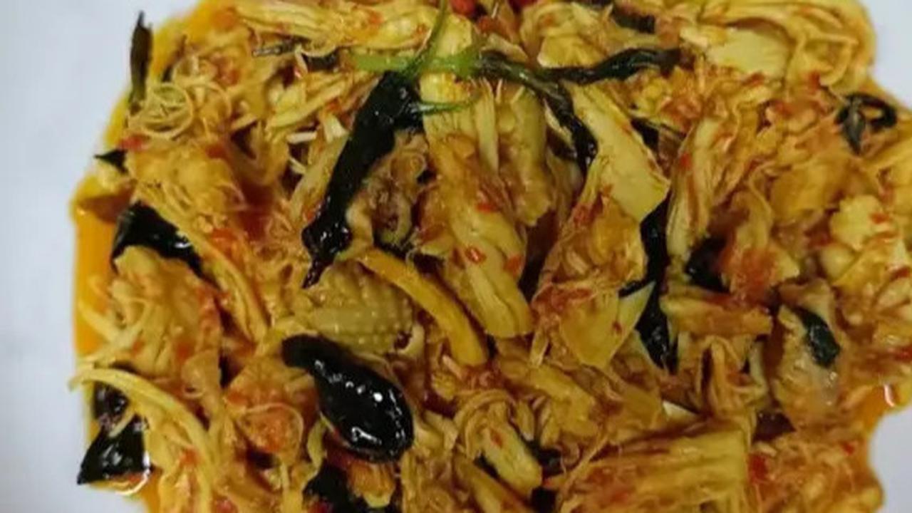 Inspirasi 6 Resep Ayam Suwir Kemangi, Menu Simpel tapi Nagih