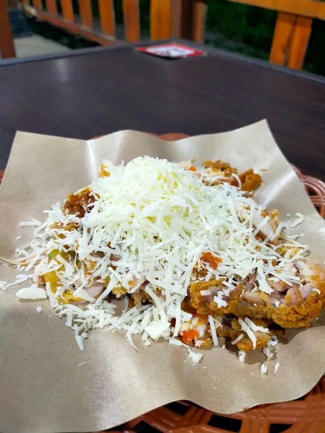 Rekomendasi Tempat Makan Ayam Geprek Legendaris di Jogja