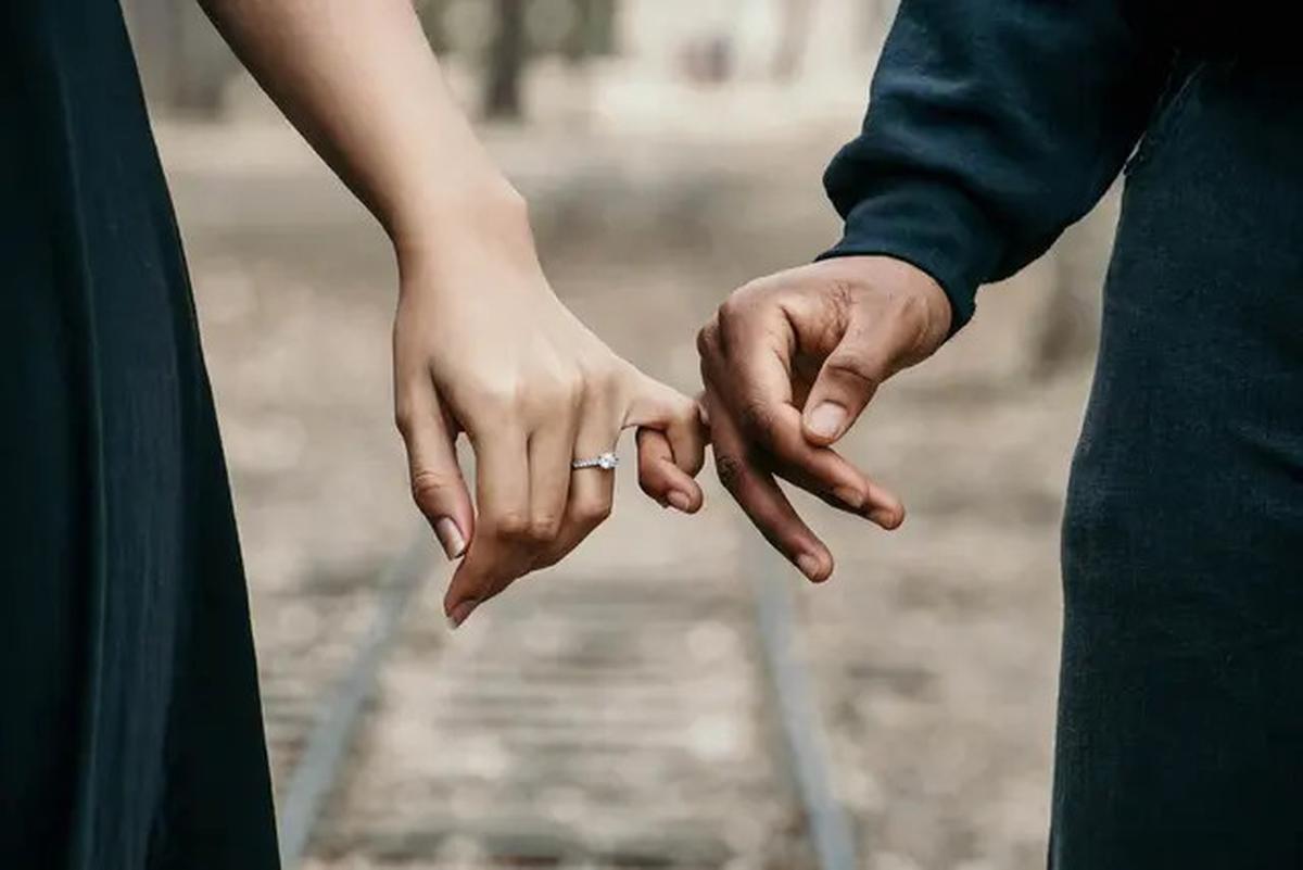 Kenali Sifat Menarik Orang yang Selalu Membuat Orang Lain Nyaman