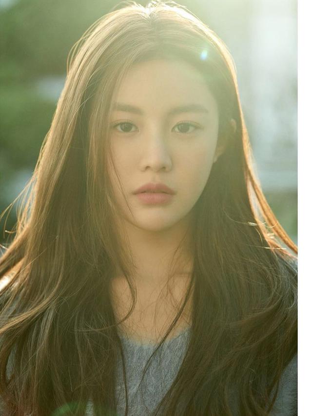 Go Yoon Jung. (Instagram/ maakorea)