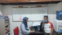 Mengaku TNI, Pria Ini Sebar Foto Syur Sang Kekasih karena Tak Ingin Akhiri Hubungan (Dewi Divianta/Liputan6.com)