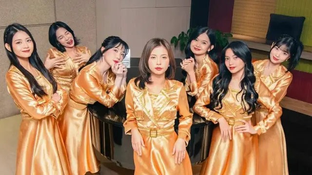 JKT48.
