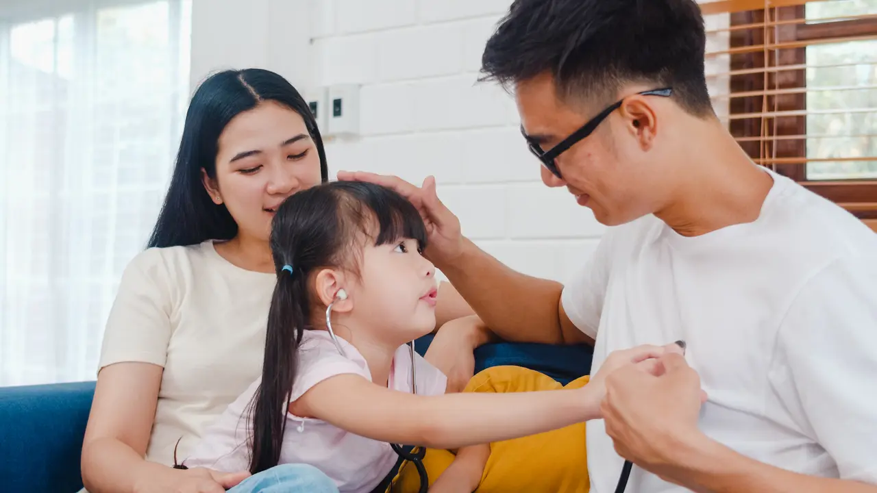 Tanpa Harus Selalu Bilang ‘Ya’: Cara Mendidik Anak Bahagia dan Mandiri