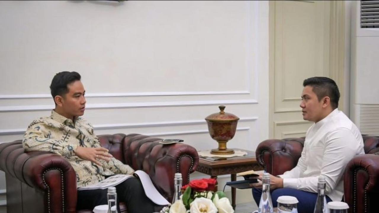 Seskab Teddy Silaturahmi Idul Fitri ke Wapres Gibran, Bahas Isu Terkini Nasional