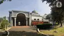 Suasana area masjid di Asrama Haji, Pondok Gede, Jakarta, Kamis (25/6/2020). Tahun ini, Asrama Haji Pondok Gede tak seperti sebelumnya ketika ribuan umat muslim berkumpul untuk menerima pembekalan sebelum berangkat menunaikan ibadah haji. (Liputan6.com/Helmi Fithriansyah)