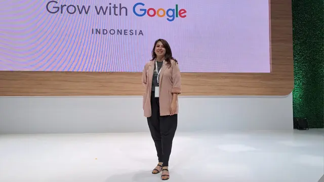 Lead Program Bangkit sekaligus perwakilan Google Indonesia, Dora Songco di ajang Grow With Google Indonesia. Liputan6.com/Dinda Charmelita Trias M