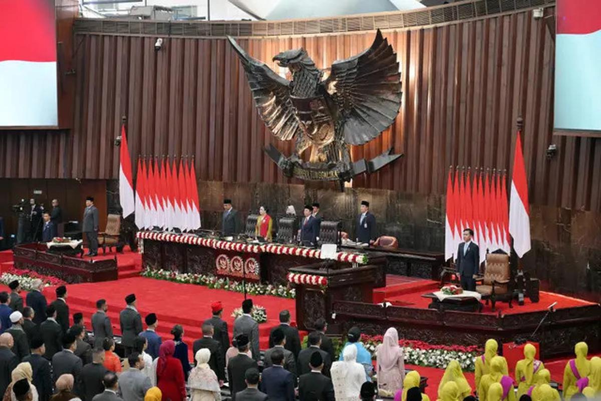 Warna-warni Cantik Kebaya Arzeti Bilbina hingga Atalia Praratya di Sidang Tahunan MPR
