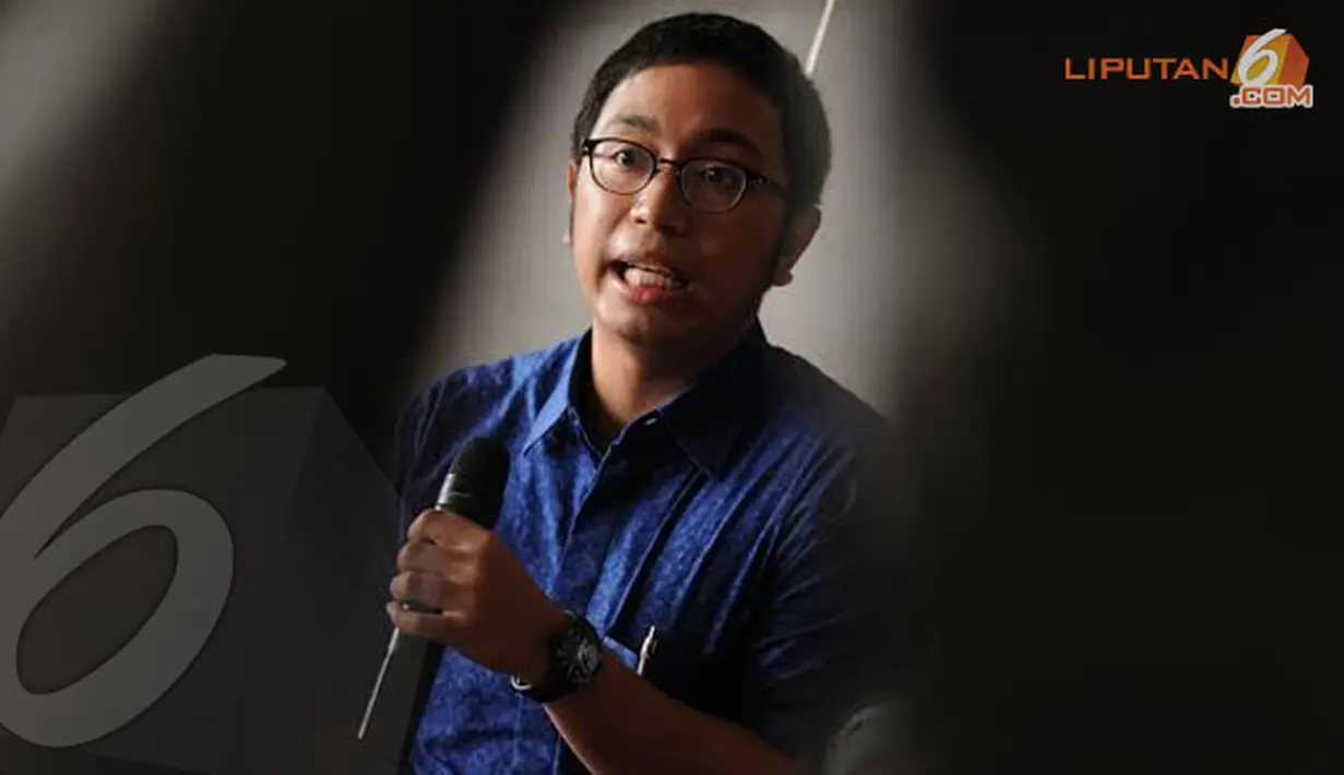PSSI memberikan waktu 2x24 jam kepada Apung Widadi untuk segera membuktikan pernyataannya yang ada di jejaring media sosial tegas Direktur Hukum PSSI Aristo Pangaribuan (Liputan6.com/Helmi Fithriansyah) 