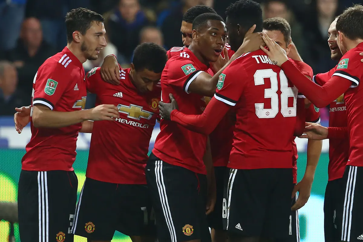 Manchester United  Hancurkan Swansea City