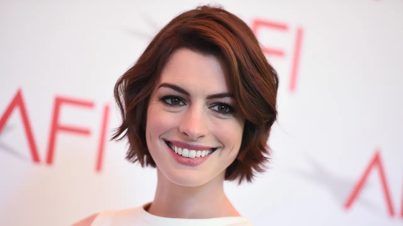 [Bintang] Anne Hathaway