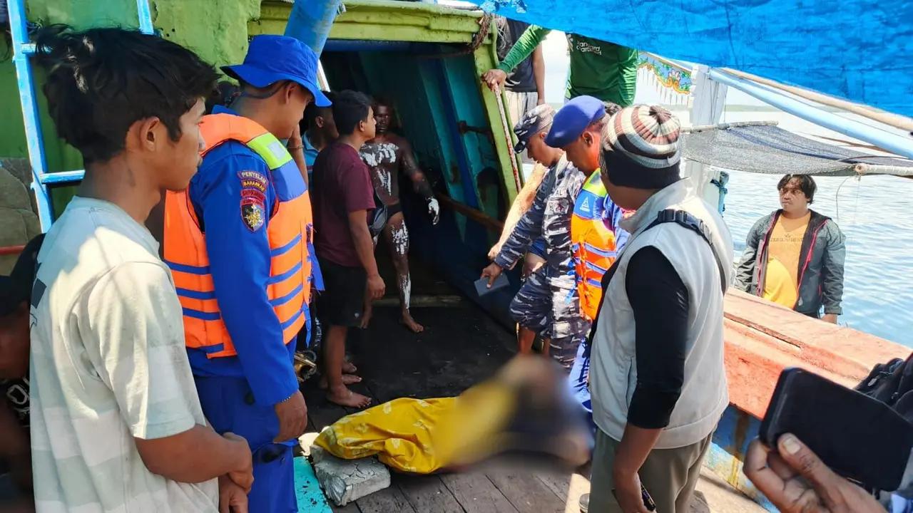 Korban meninggal kapal meledak di Perairan Samudera Hindia.