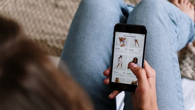 Ilustrasi jualan online | Pexels